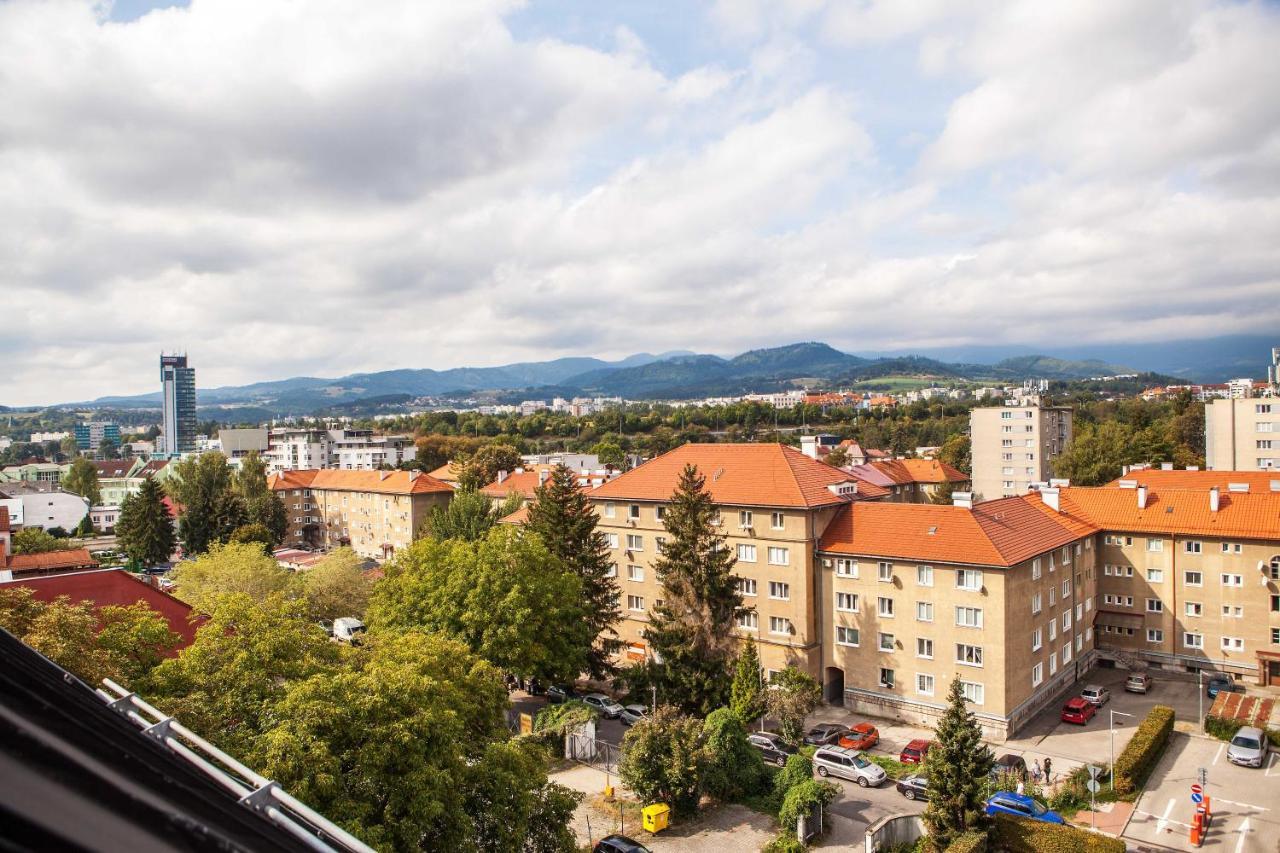 Dolna 4 - Apartments In Direct Centrum On City Square Banska Bystrica Exterior photo